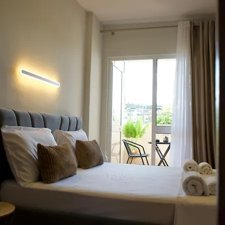 Azuré 2 * Tirana