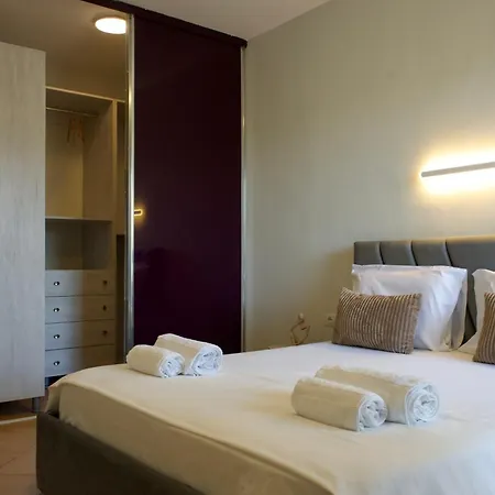 Azure 2 * Tirana